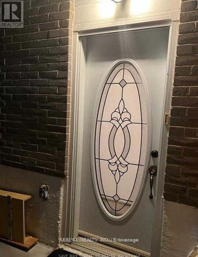 Photo du bâtiment - 18 Finsbury Dr