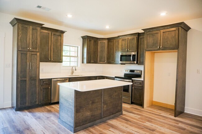 Foto del edificio - BRAND NEW 4 Bedroom, 2 Bath Home in Nettleton School District!