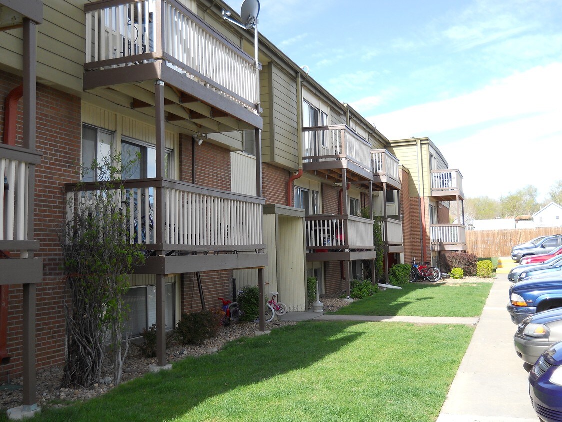 The Reserve at Oak Park Apartments Arvada, CO