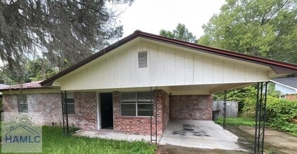 Building Photo - 820 Kelly Dr