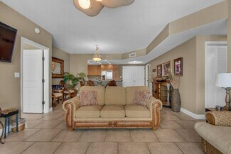 Building Photo - 2 Portofino Dr