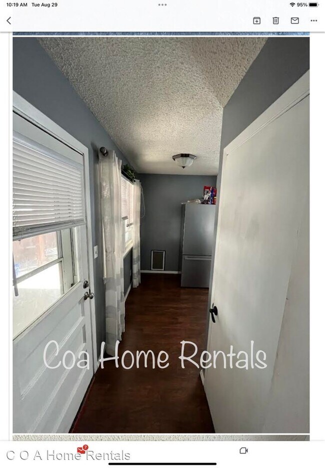 Foto del edificio - 3 br, 1 bath House - 910 N. Derby Ave