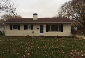 Building Photo - 627 Melrose Dr