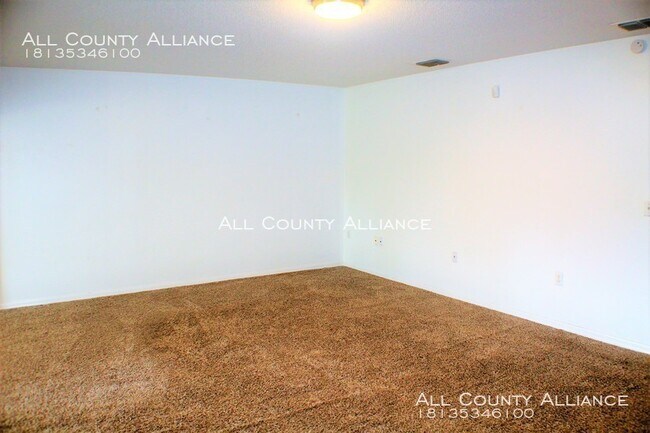 Foto del edificio - Amazing 3 Bedroom Townhome in Tampa!