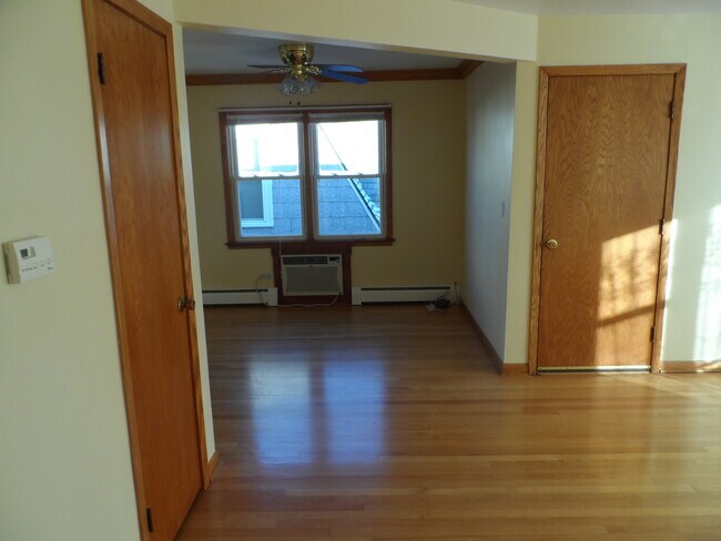 Photo - 5426 N Monitor Ave Apartments