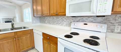 Building Photo - 1200 Arbor Knot Dr