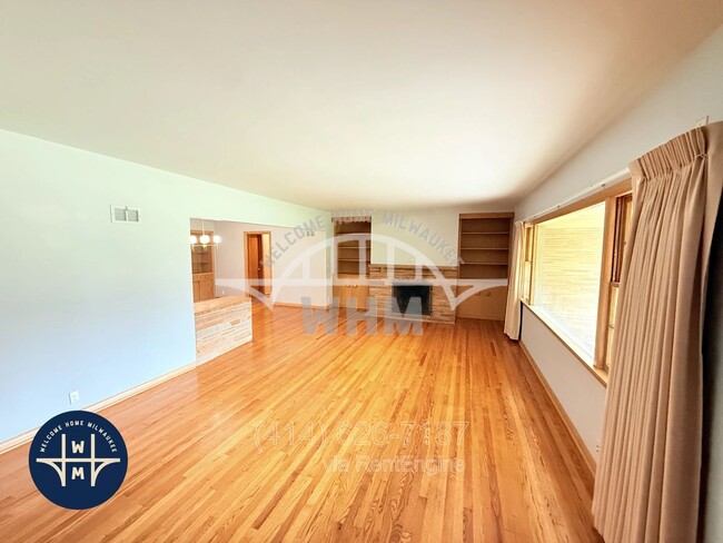 Foto del edificio - 8575 N Hawthorne Rd