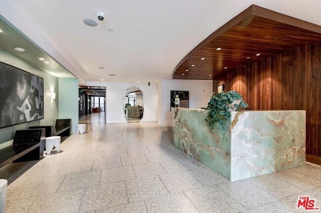 Foto del edificio - 10777 Wilshire Blvd