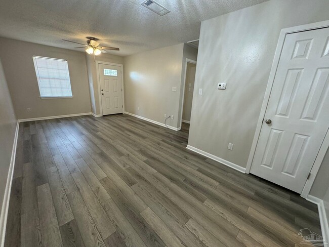Building Photo - 3602 Chaffin St