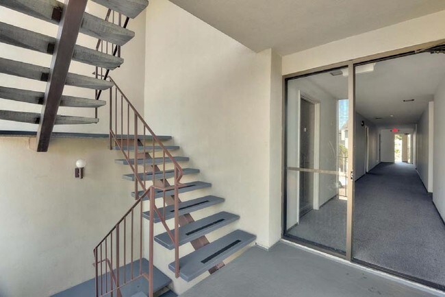 Foto del edificio - 251 San Anselmo Ave S