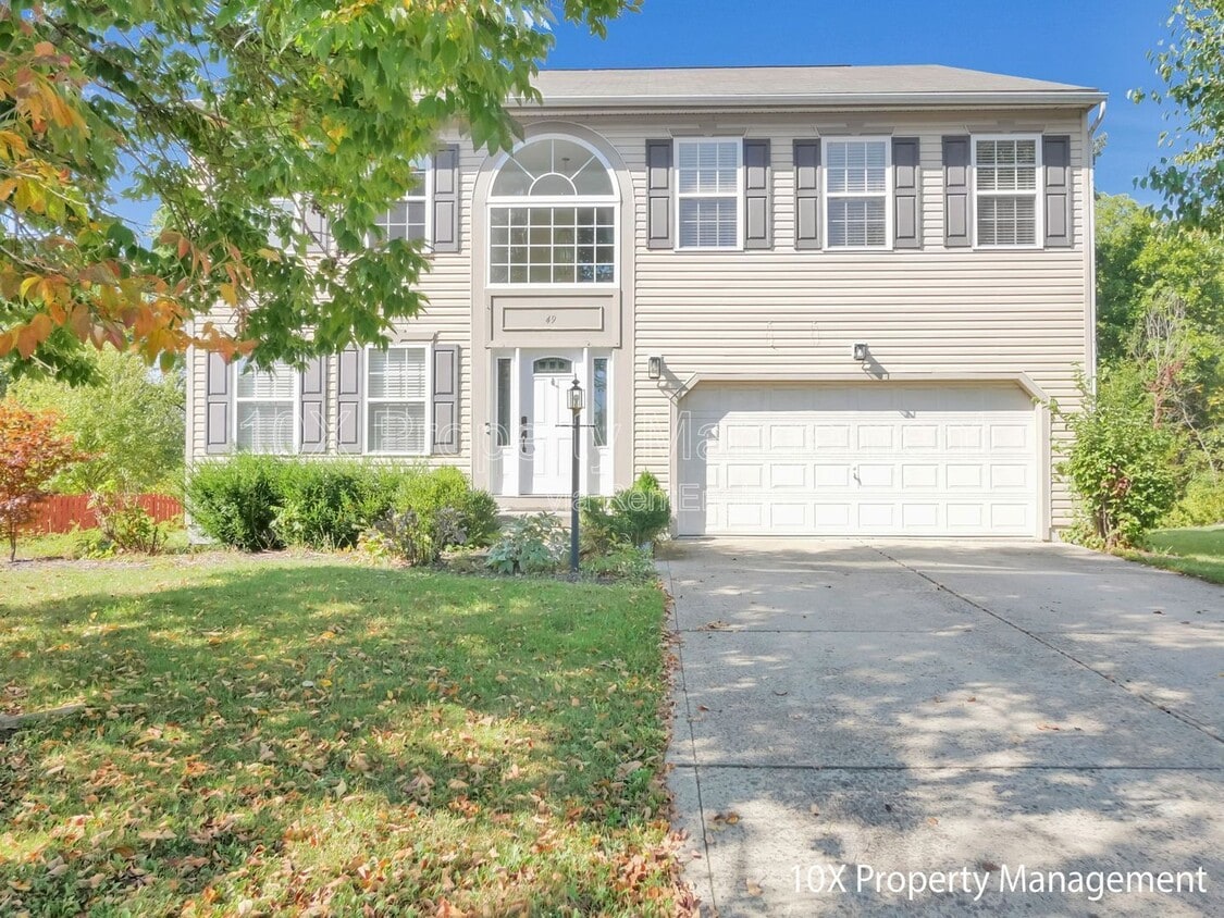Foto principal - 49 Knights Bridge Dr W