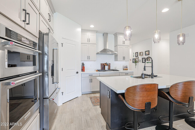 Building Photo - 5611 W Stargazer Pl