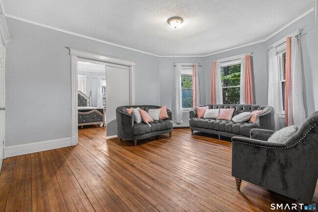 Foto del edificio - 139 Homestead Ave