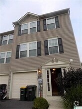 Building Photo - 1145 Sparrow Way