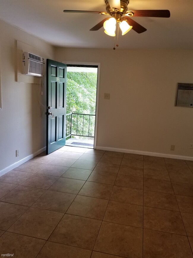 Building Photo - 1 br, 1 bath Apartment - H & H Apartments