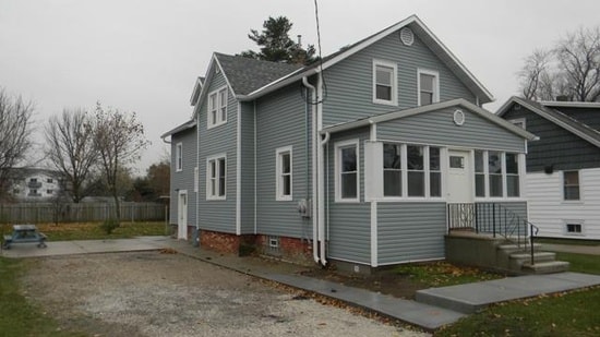 off street parking! - 1007 83rd St