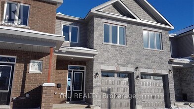 Building Photo - 1146 Beckett Cres