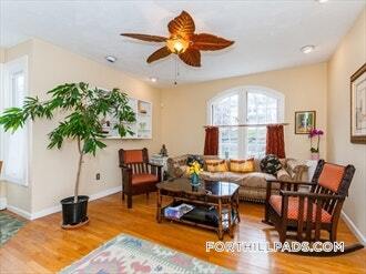 Foto del edificio - 120 Highland St