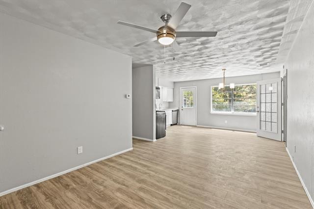 Foto del edificio - 918 Quincy Dr