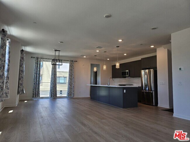 Foto del edificio - 27010 Tanager Ln
