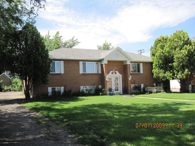 Building Photo - 165 W 200 N