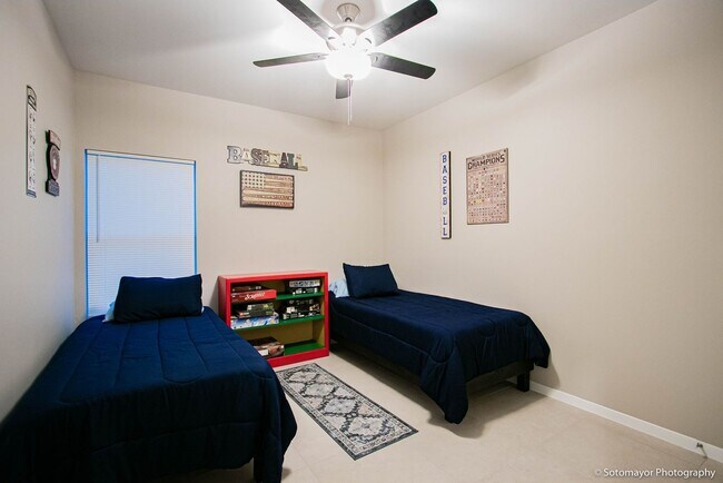 Foto del edificio - 5605 Quail Ave