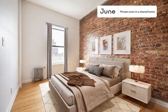 Building Photo - Room in Shared 2 bed/1 bath home in Crown Heights