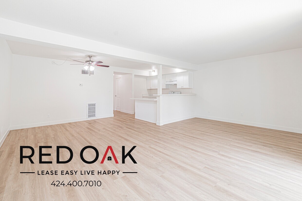 Foto principal - 855 S Citrus Ave