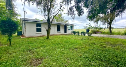 Building Photo - 235 W Northside Dr