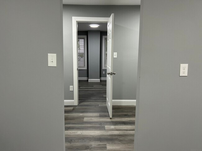 Foto del edificio - 92-98 Boswell Ave