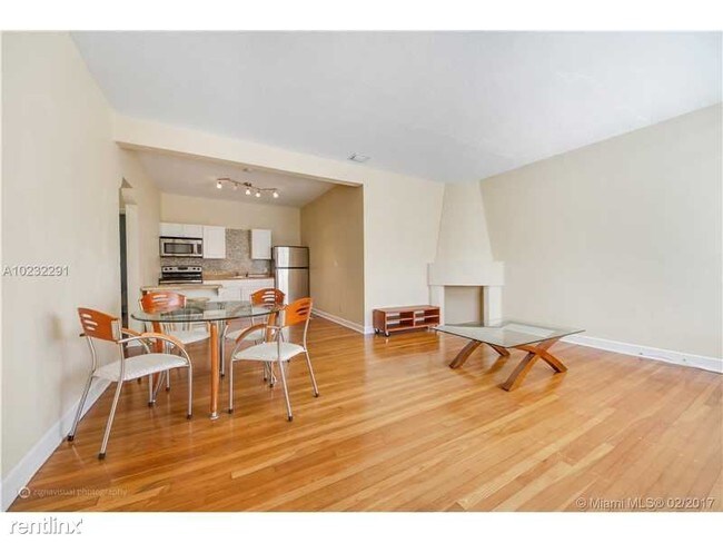 Foto del edificio - 1305 SW 19th St