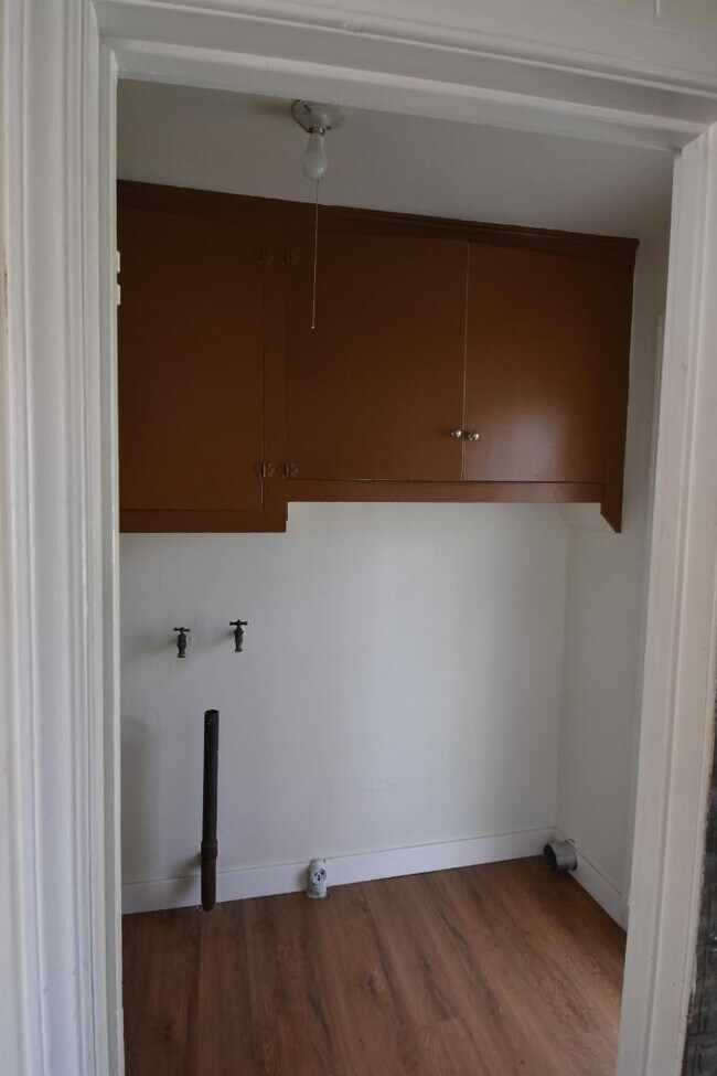 Foto del edificio - 1817 Birch St