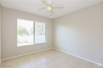 Building Photo - 8180 Lombra Ave