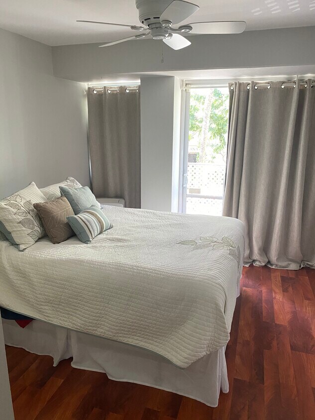 Nueva Select Comfort cama de Serta - 419 Keoniana St
