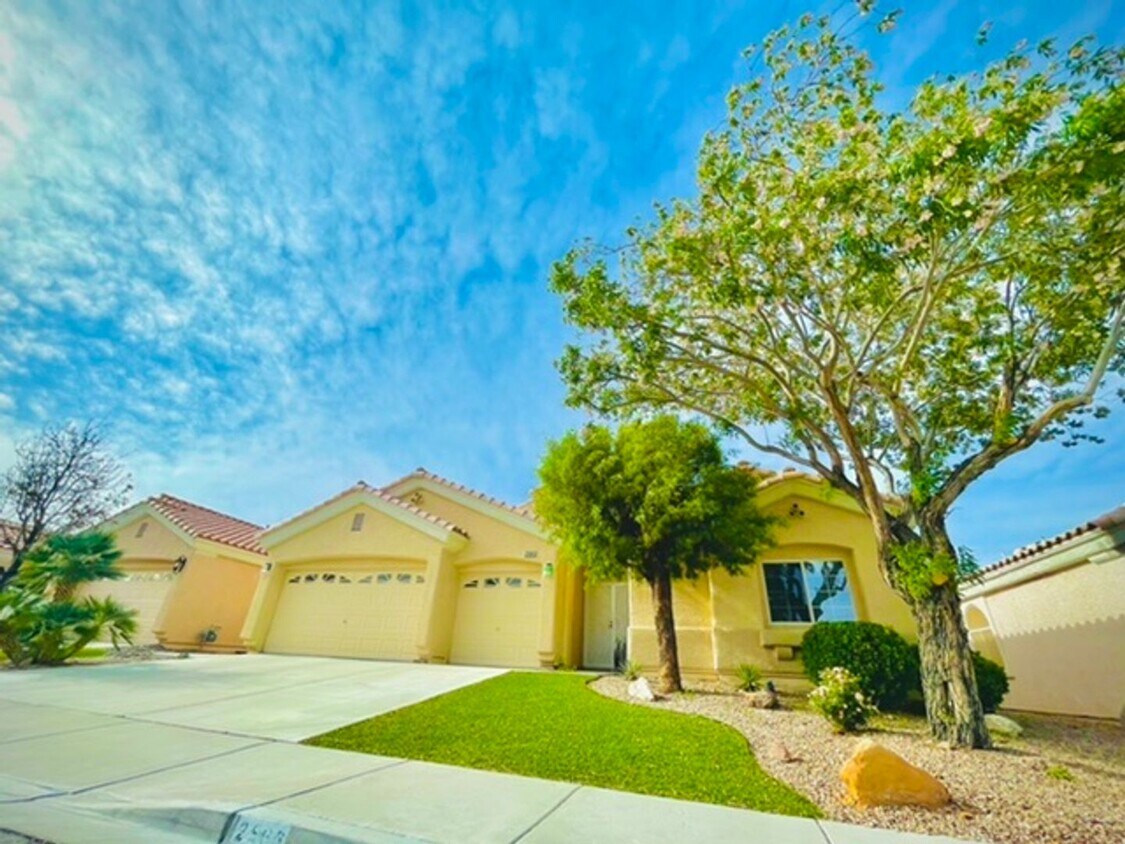 2566 Deer Season St, Henderson, NV 89052 House Rental in Henderson