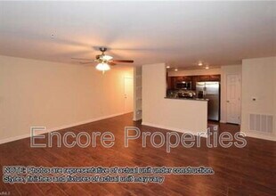 Building Photo - 2608 Pennoak Way