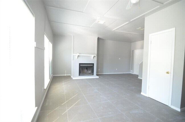 Foto del edificio - 11043 Albury Dr