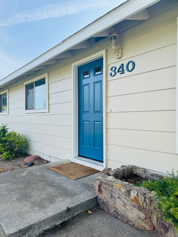 Foto del edificio - 340 SW Deer St