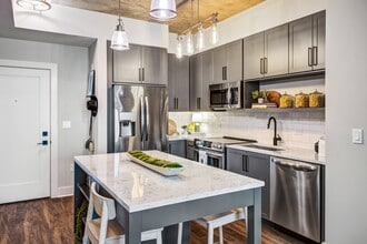 Building Photo - The Point at Reston