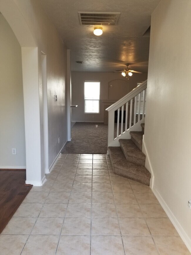 Foto del edificio - 19634 Tully Meadows Ct