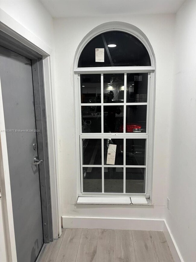 Foto del edificio - 6886 NW 166th Terrace