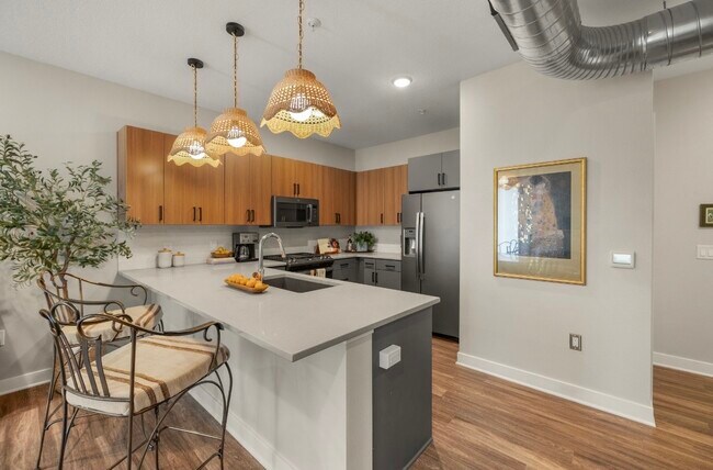 Foto del edificio - 450 SW 7th St