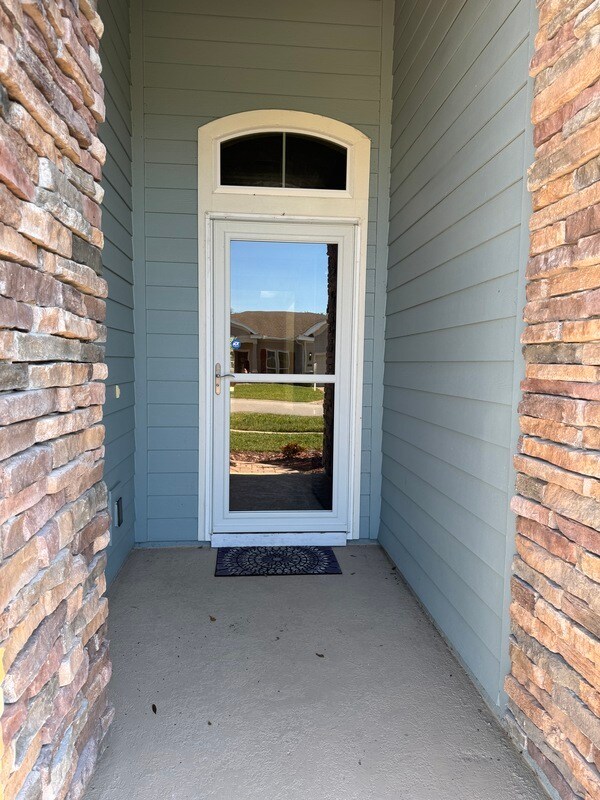 Building Photo - 187 Athens Dr