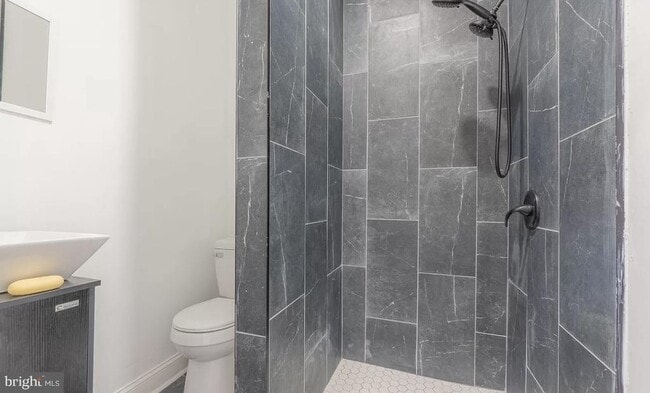 Foto del edificio - 4232 Lancaster Ave