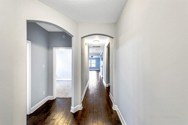 Foto del edificio - 22435 Stamford Brook Ct