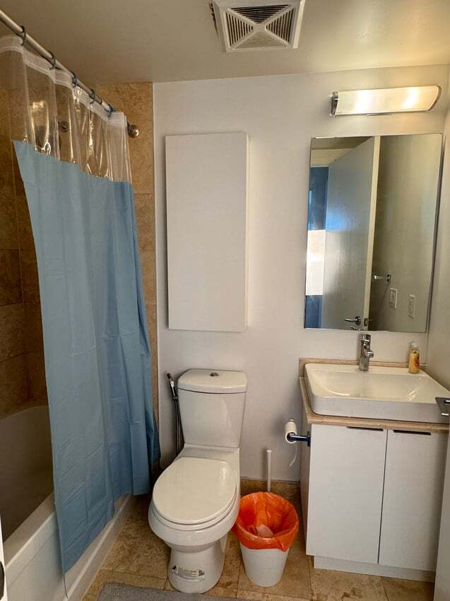 Photo du bâtiment - Master Room - York St & Bremner Blvd