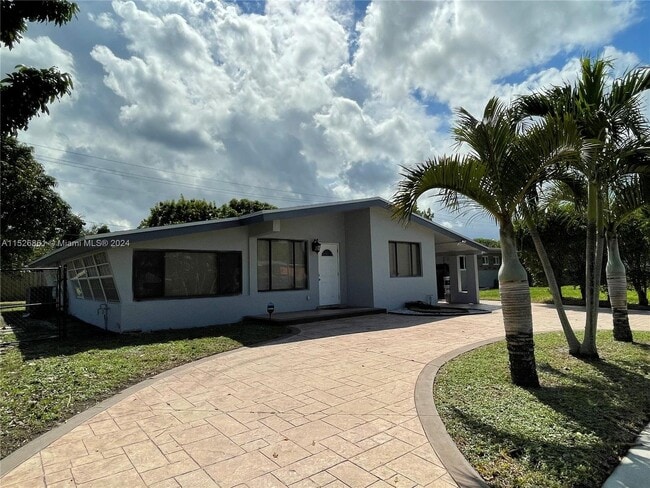 Foto del edificio - 3160 SW 20th St