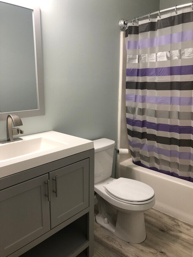 Foto del edificio - 904 Cedar Run Ct NW