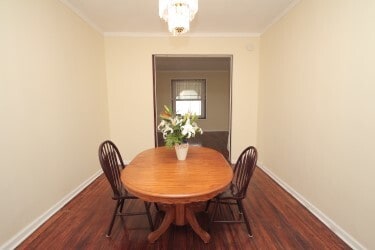 Large Dining Room - 263 West Rittenhouse Street
