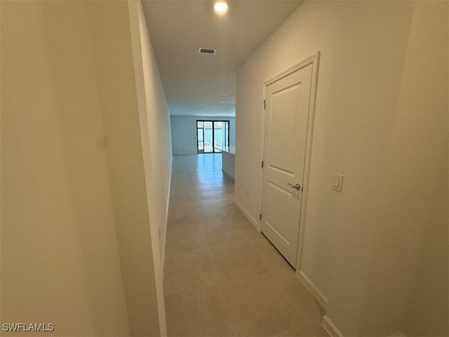 Building Photo - 27857 Solis Grande Dr